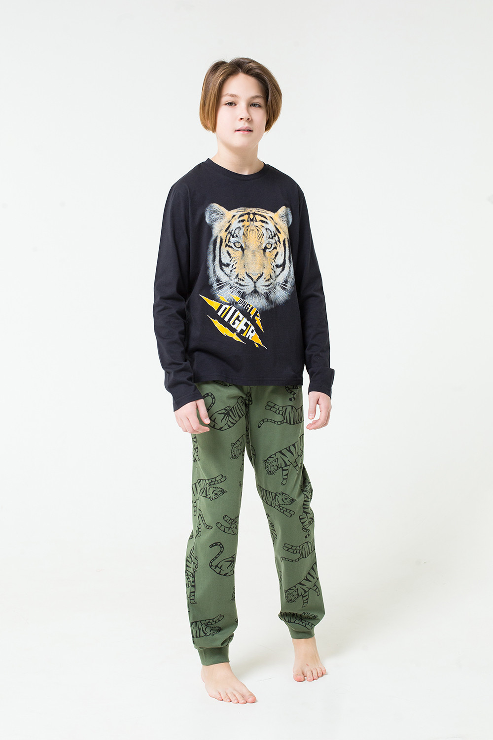 картинка Комплект для мальчика КБ 2684 черный + тигры на бронзово-зеленом от магазина детских товаров ALiSa