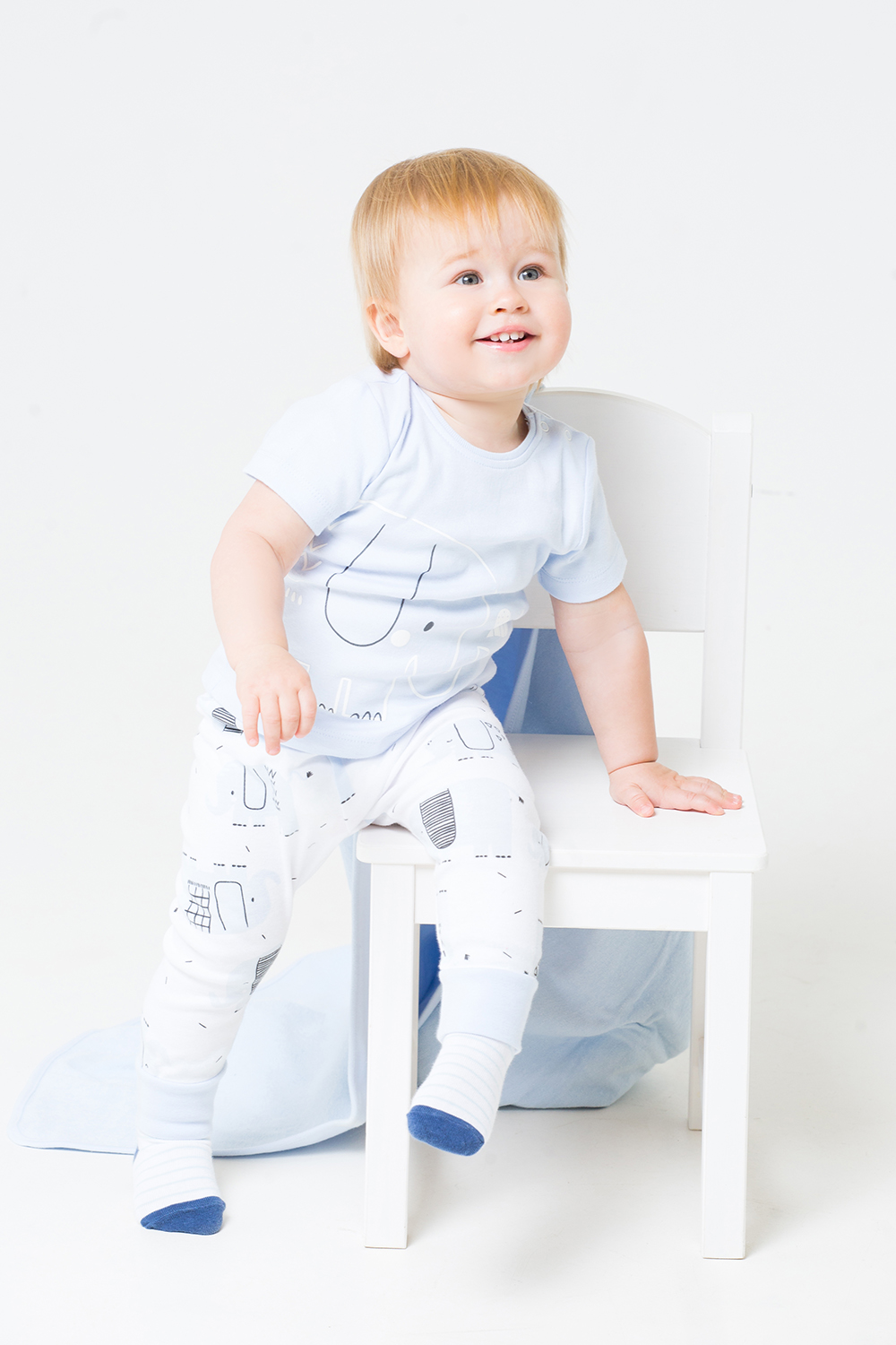 картинка Комплект для мальчика Crockid К 2567 льдисто-голубой + слоники на белом от магазина детских товаров ALiSa