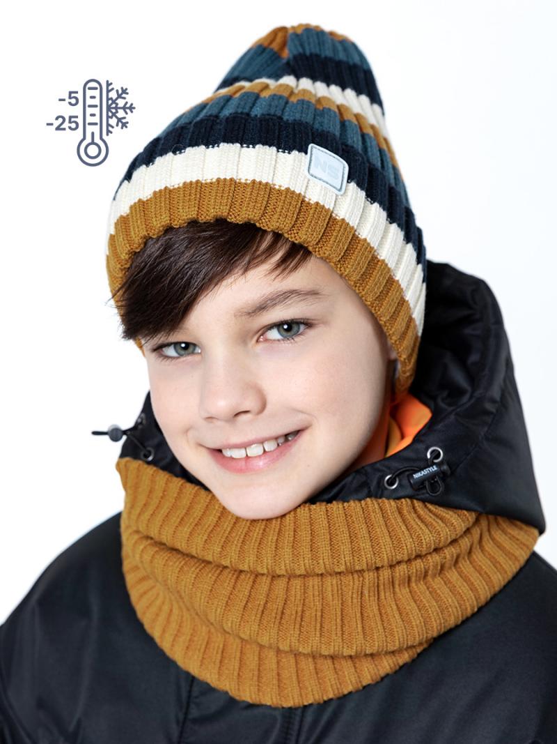 картинка Комплект для мальчика NIKASTYLE Шапка снуд 12з11523 горчичный от магазина детских товаров ALiSa