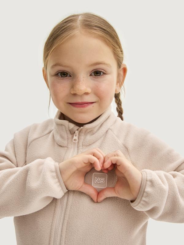 картинка Куртка флисовая для девочки NIKASTYLE 4т10424 Беж от магазина детских товаров ALiSa