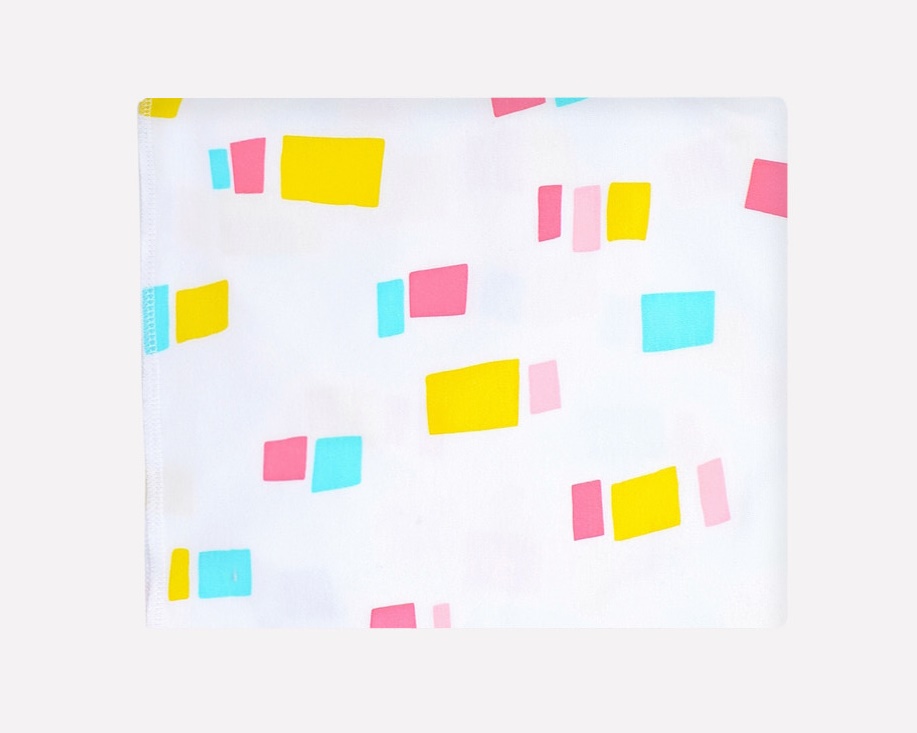 картинка Пеленка детская Crockid К 8512 цветные квадратики на белом от магазина детских товаров ALiSa