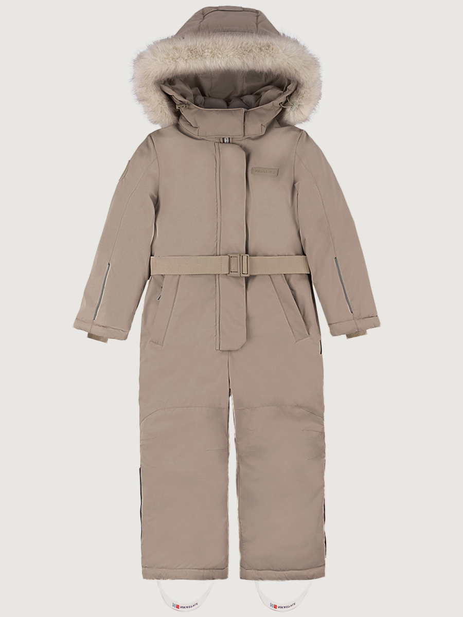 картинка Комбинезон для девочки NIKASTYLE 8з5025 Какао от магазина детских товаров ALiSa