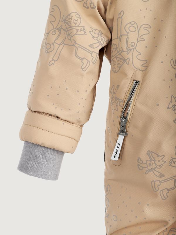 картинка Комбинезон для девочки NIKASTYLE 8з0625 Латте Серый от магазина детских товаров ALiSa