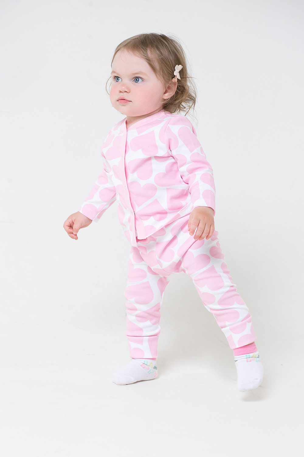 картинка Брюки для девочки Crockid К 4718 светло-розовые сердечки на белом от магазина детских товаров ALiSa
