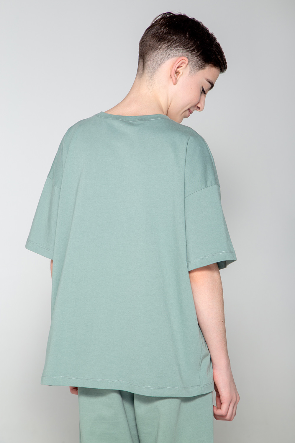 картинка Футболка для мальчика КБ 301866 полынь к78 от магазина детских товаров ALiSa