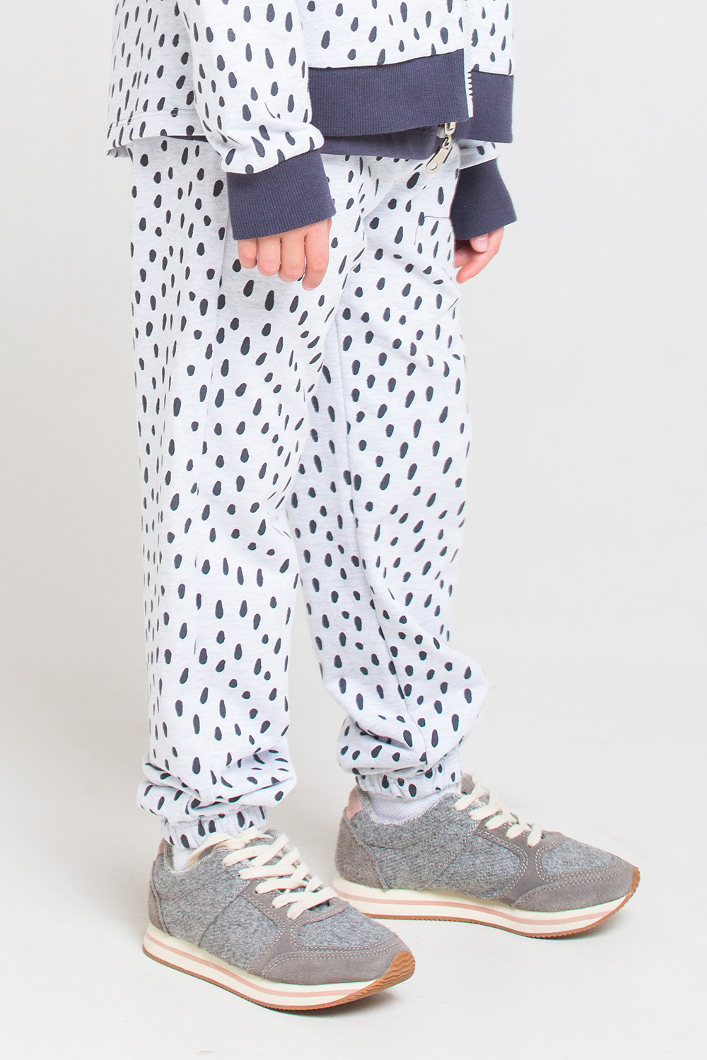 картинка Брюки для девочки Crockid КР 4752 светло-серый меланж, крапинка к227 от магазина детских товаров ALiSa