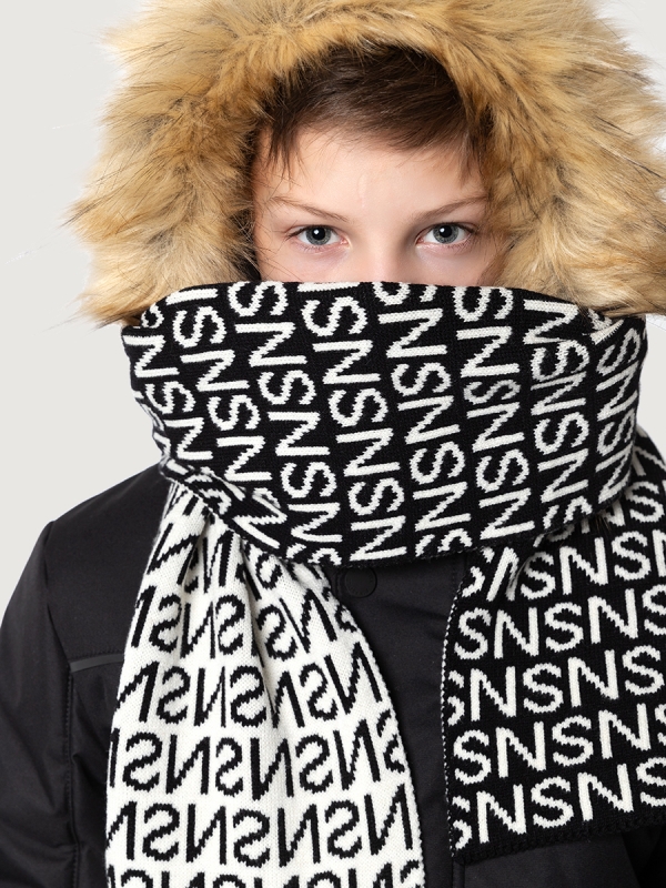 картинка Шарф детский NIKASTYLE 17з16925 Черный от магазина детских товаров ALiSa