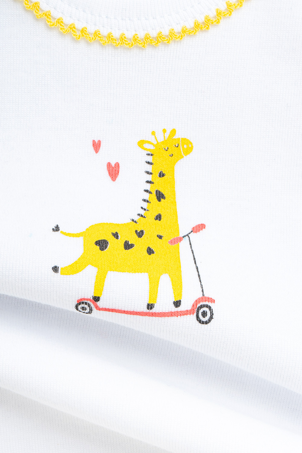 картинка Майка для девочки Crockid К 1066 белый (жирафы малыши) от магазина детских товаров ALiSa