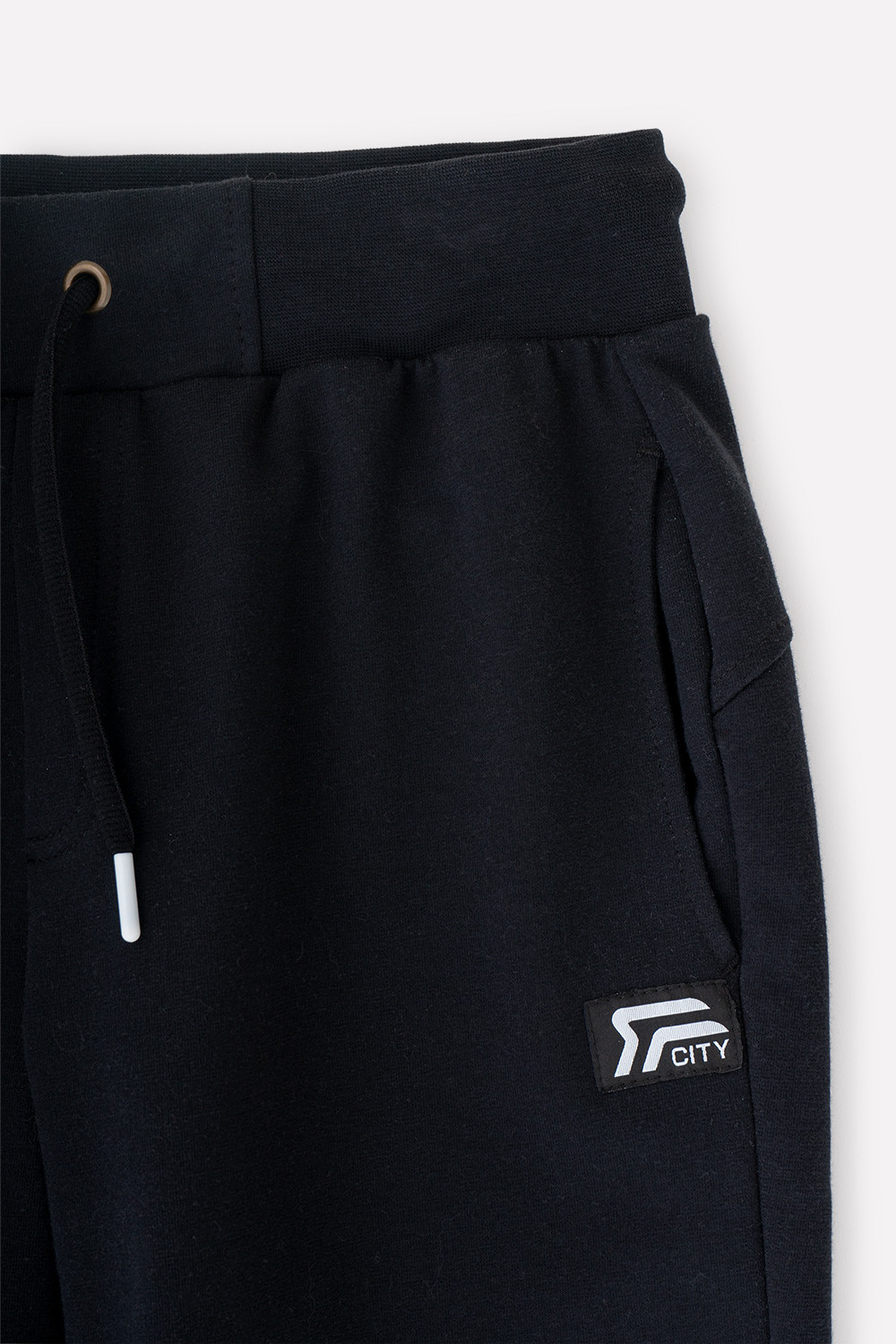 картинка Брюки для мальчика КБ 400398 черный к64 от магазина детских товаров ALiSa