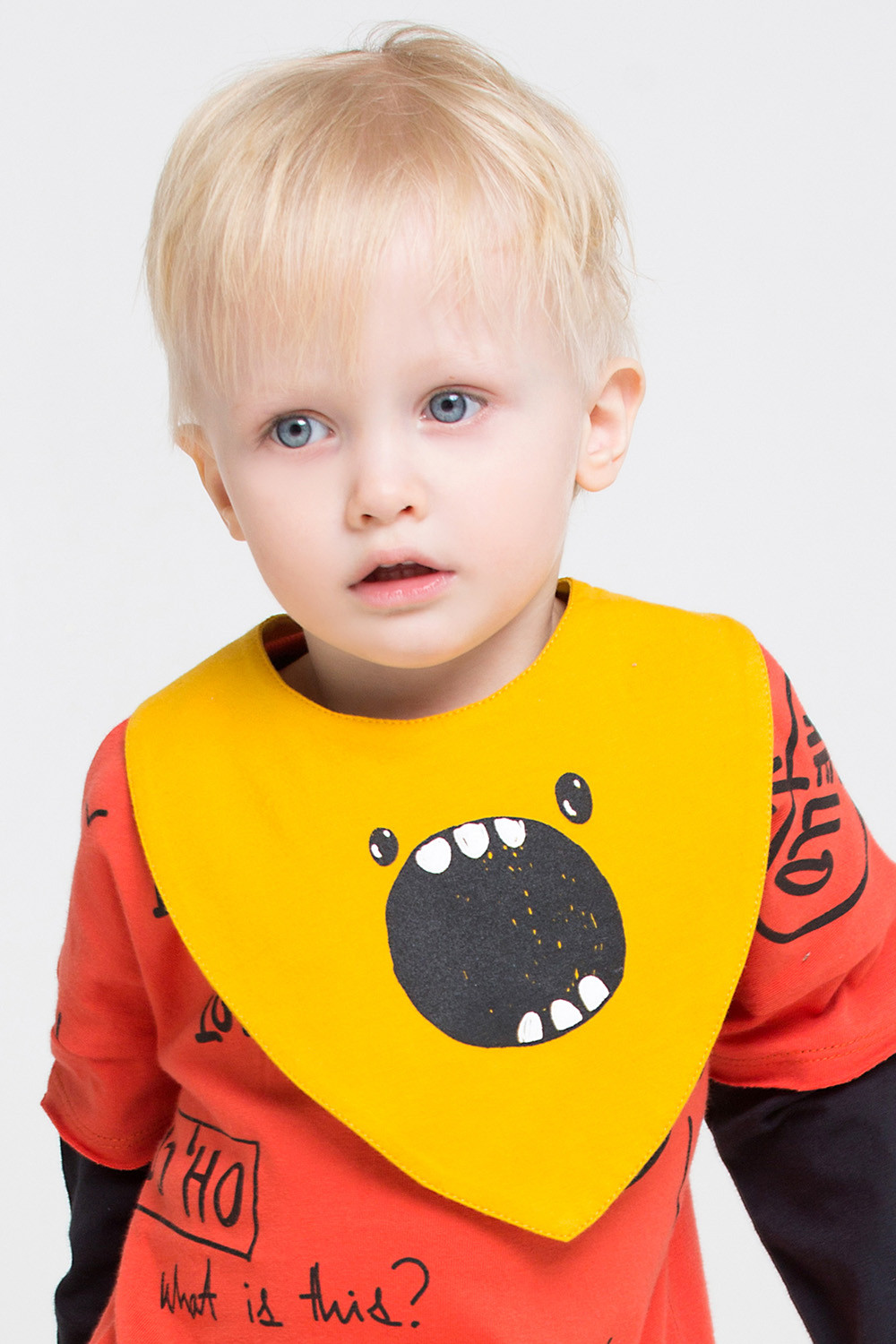картинка Фартук-нагрудник для мальчика Crockid КР 8520 светло-горчичный к226 от магазина детских товаров ALiSa