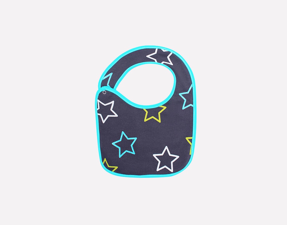 картинка Нагрудник для мальчика Crockid К 8518 голубые звезды на темно-сером от магазина детских товаров ALiSa
