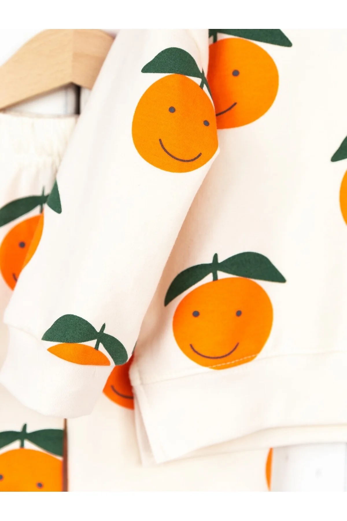 картинка Комплект для девочки Baby Boom КД519/2-Ф Апельсины на экрю Б112 от магазина детских товаров ALiSa