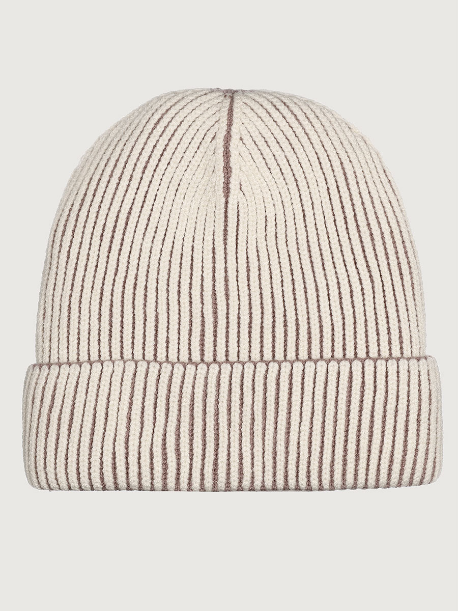 картинка Шапка для девочки NIKASTYLE 11м11025 Молоко какао от магазина детских товаров ALiSa