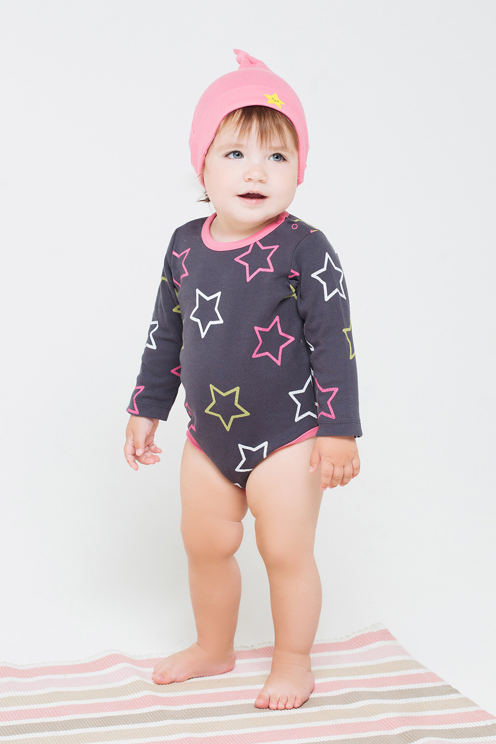 картинка Полукобинезон для девочки Crockid К 6087 розовые звезды на темно-сером от магазина детских товаров ALiSa